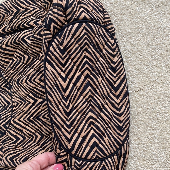 Vera Bradley Zebra Print Bag, EUC - Picture 5 of 5